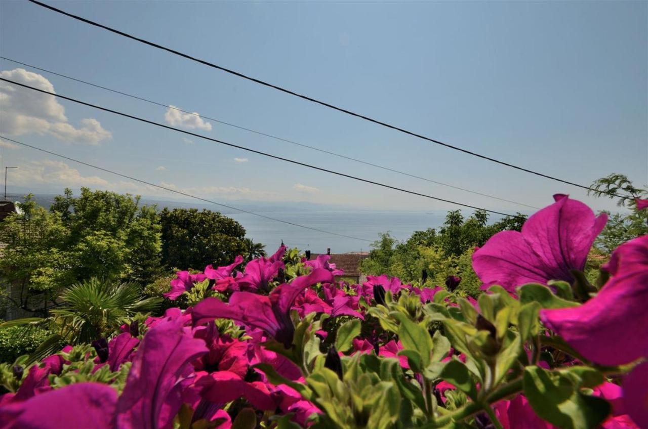 Apartment Relax Opatija Exterior photo